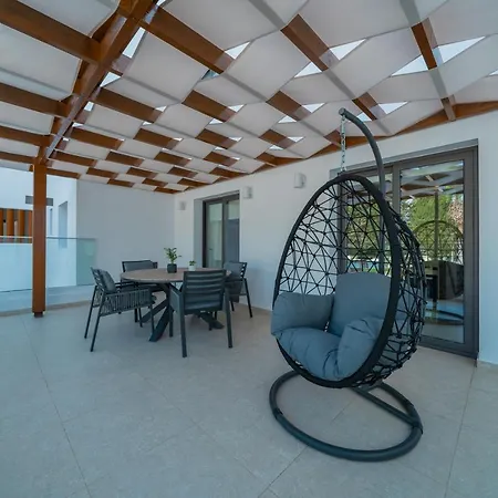 Silver Park פאפוס