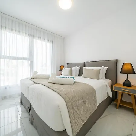 Silver Park By Deserve