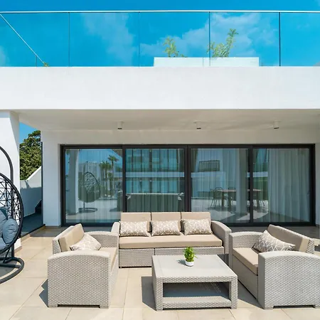 Silver Park By Deserve 4*