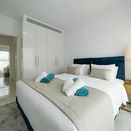 Silver Park By Deserve Apartmanhotel Paphos