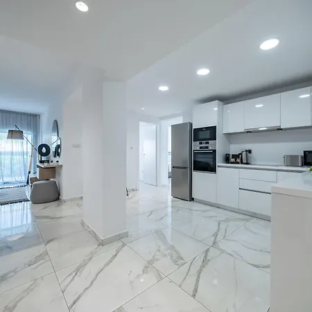 Silver Park By Deserve Apartmanhotel
