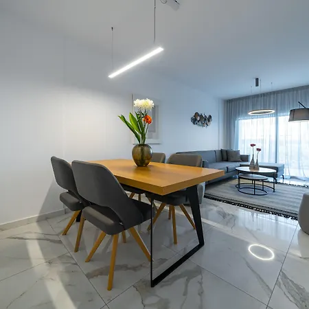 Silver Park By Deserve 4*