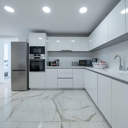 Apartmanhotel Silver Park By Deserve Paphos