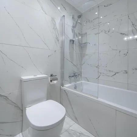 Silver Park By Deserve Apartmanhotel Paphos