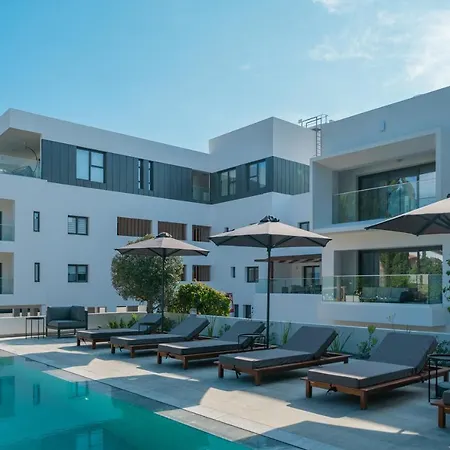 Silver Park 公寓式酒店 Paphos