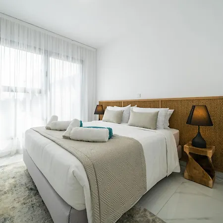 Aparthotel Silver Park *